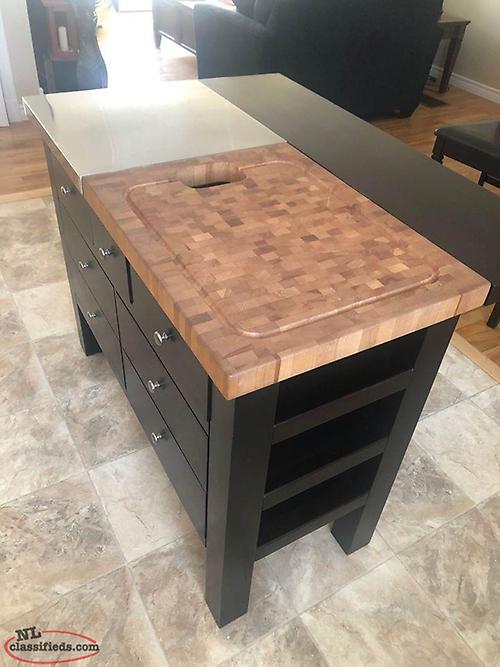 Kitchen island