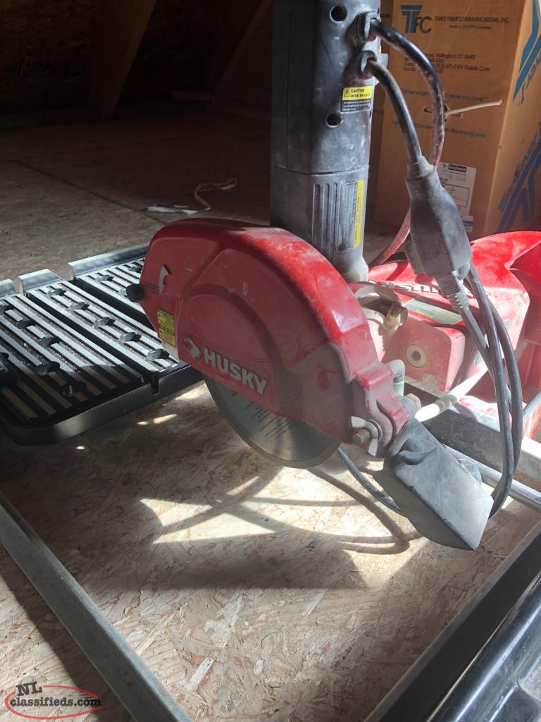 Husky wet tile saw - Bay Roberts, Newfoundland Labrador | NL Classifieds