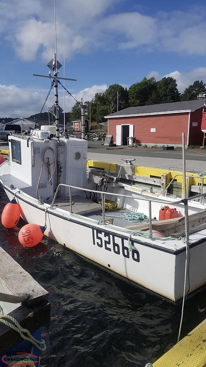 28 ft fiberglass boat Cape Broyle, Newfoundland Labrador NL Classifieds