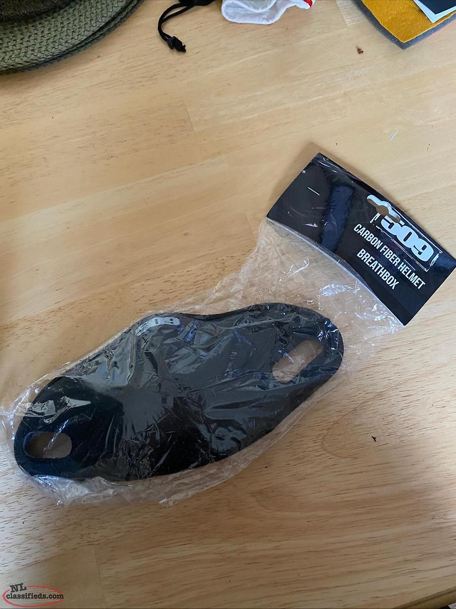 509 Carbon Fiber evolution helmet Little Hearts Ease, Newfoundland