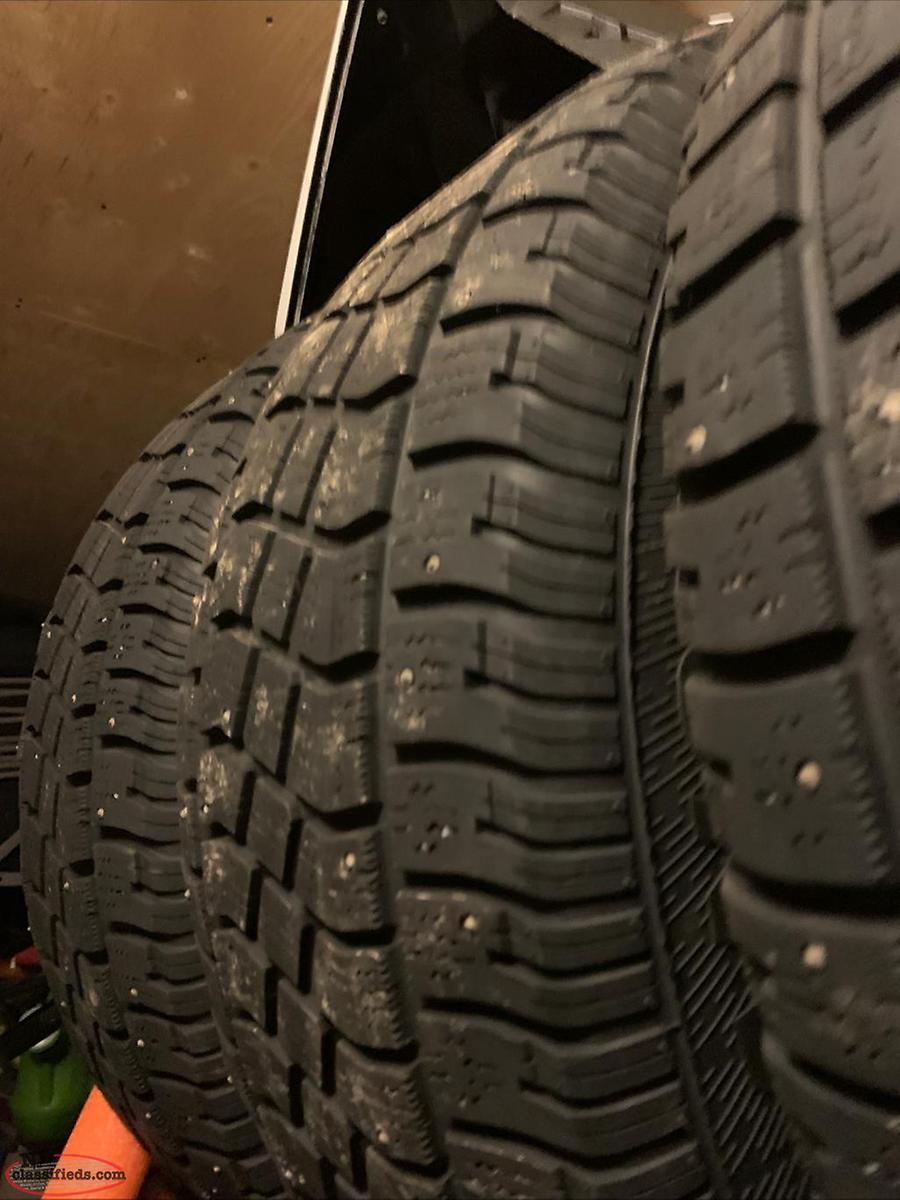 18 Ford F150 Aluminum Rims with Studded Winter Tires C.b.n