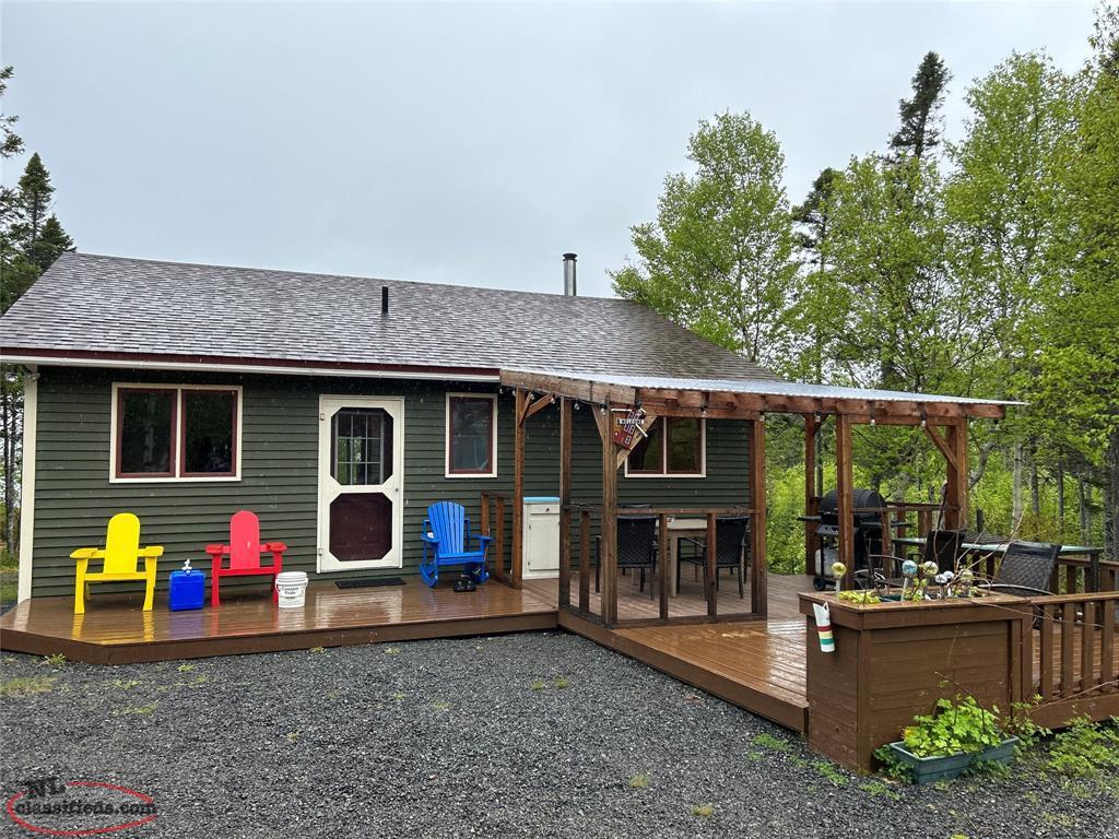 TUCKED AWAY LAKEFRONT PROPERTY Thorburn Lake, Nl, Newfoundland