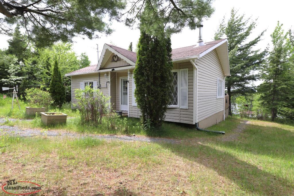 Cabin for sale in Howley, NL Howley, Newfoundland Labrador NL