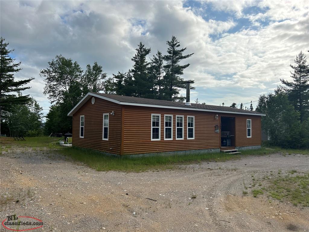 LOVELY WELL MAINTAINED COTTAGE Town Of Terra Nova, Newfoundland