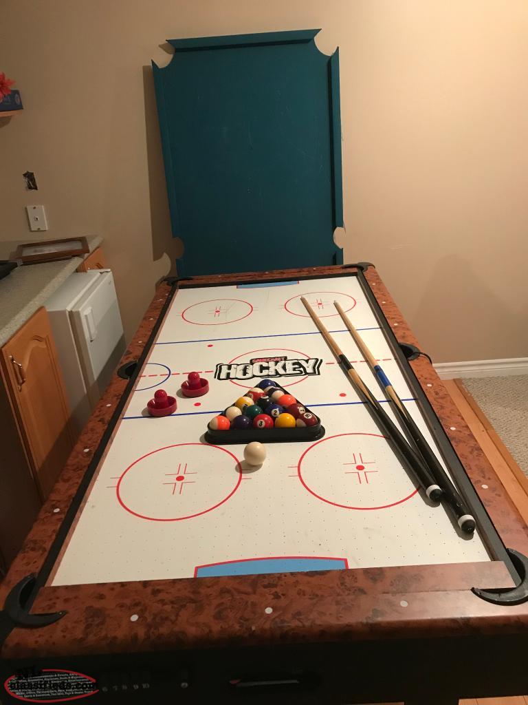 Air hockey/pool table combination Grand FallsWindsor, Newfoundland