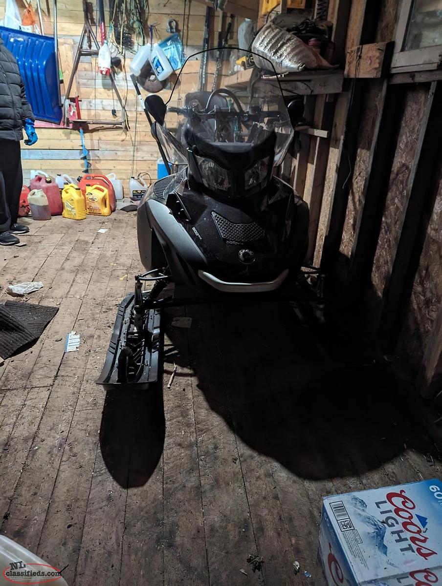 2018 Expedition LE Eddies Cove East, Newfoundland Labrador NL