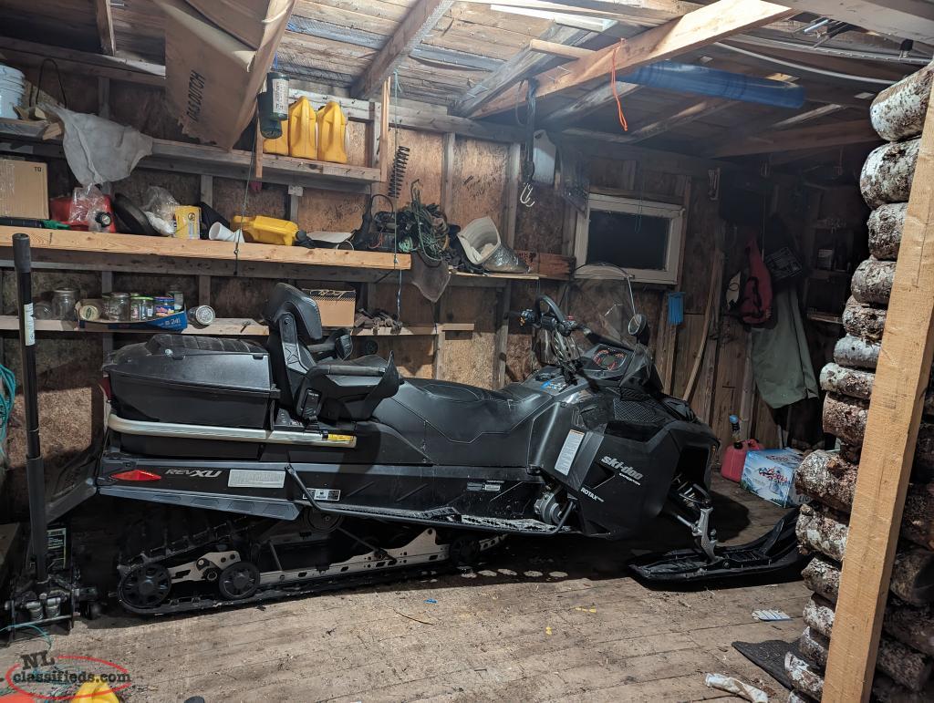 2018 Expedition LE Eddies Cove East, Newfoundland Labrador NL