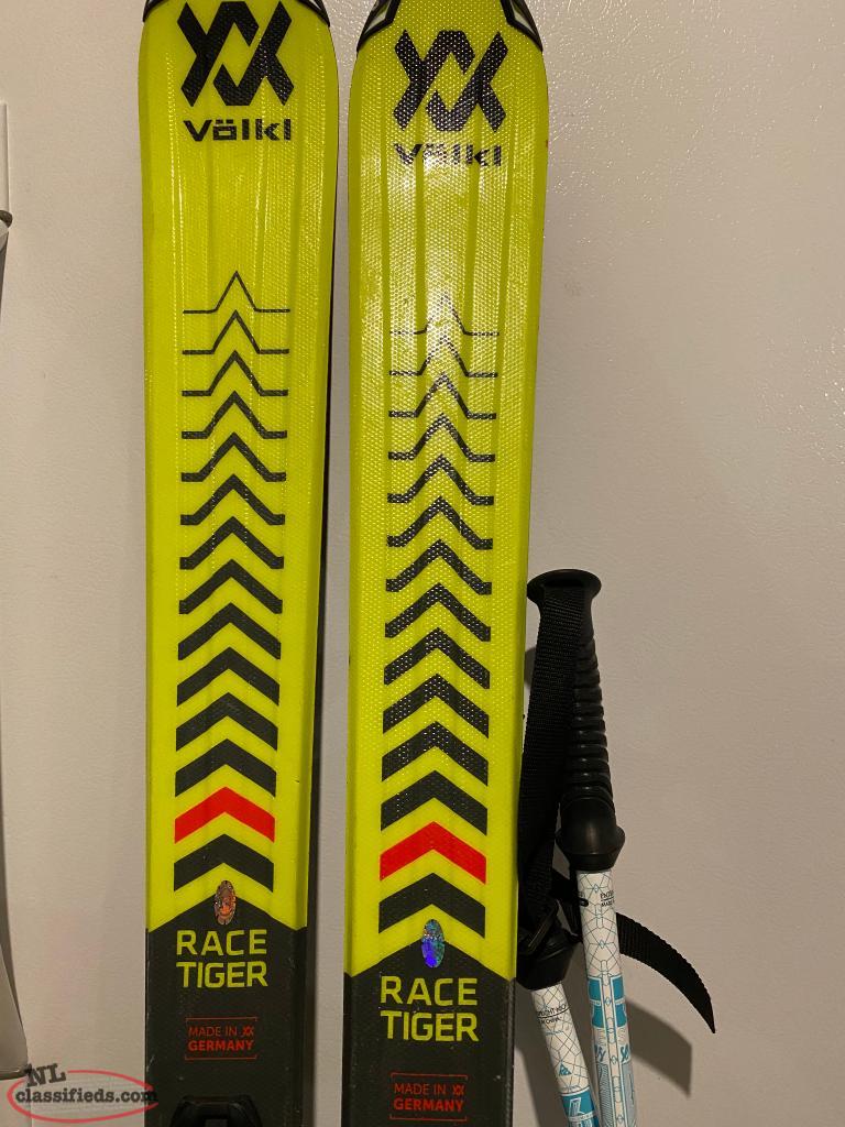 Junior downhill ski pkg Cbs, Newfoundland Labrador NL Classifieds